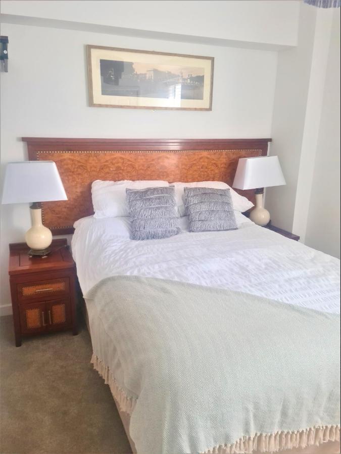 The White Stag Monkton (Kent)