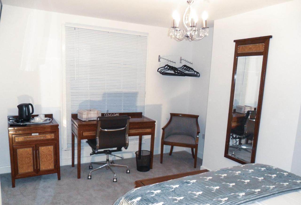 Bed & Breakfast The White Stag *